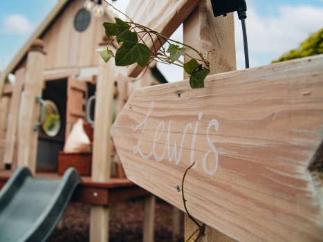 NICEfamily | The Storybook House XL