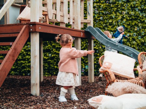 NICEfamily | The Storybook House XL