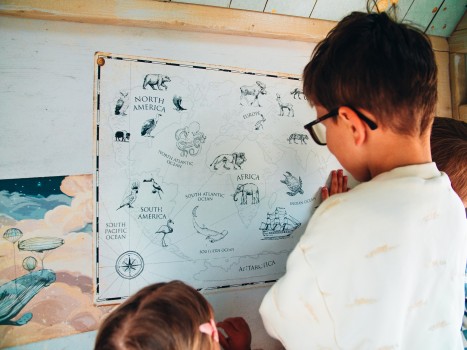 NICEfamily | The Storybook House XL